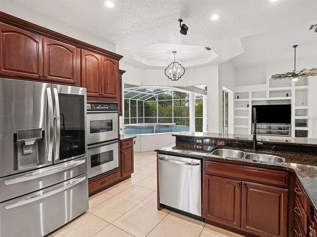 Image 18 of property listing at 9181 WICKHAM WAY, Orlando, FL 32836