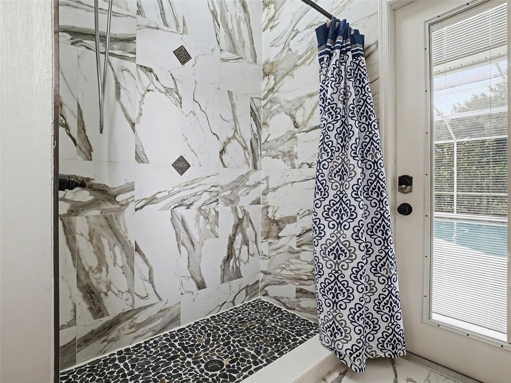 Image 33 of property listing at 9181 WICKHAM WAY, Orlando, FL 32836