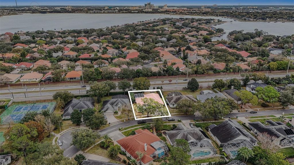 Image 39 of property listing at 9181 WICKHAM WAY, Orlando, FL 32836