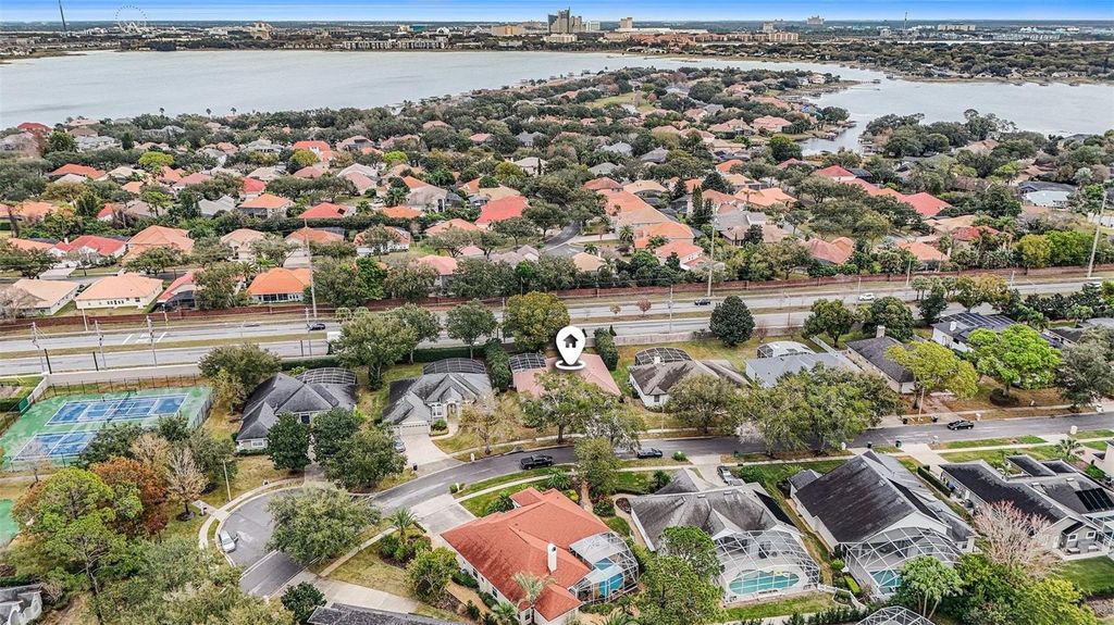 Image 40 of property listing at 9181 WICKHAM WAY, Orlando, FL 32836