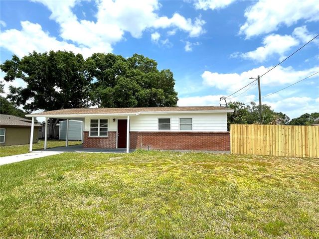 8310 CROTON AVENUE, Tampa, FL 33619