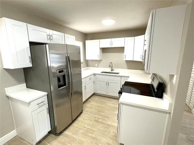 8310 CROTON AVENUE, Tampa, FL 33619