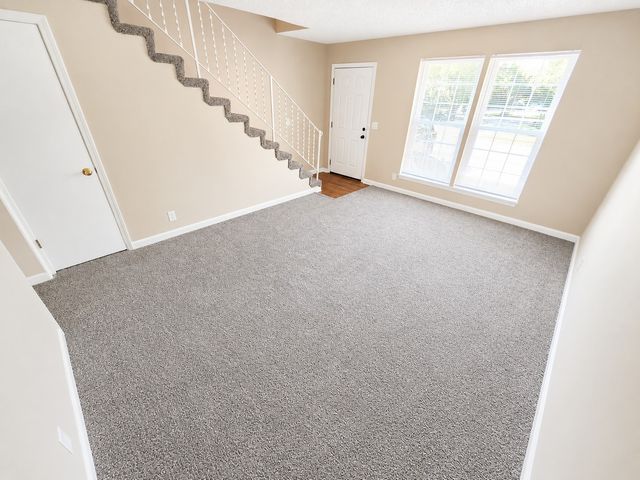 280 Donna Dr Apt A, Hendersonville, TN 37075