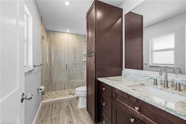 2 Fairview BLVD, Fort Myers Beach, FL 33931