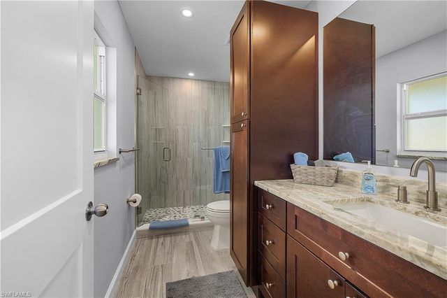 2 Fairview BLVD, Fort Myers Beach, FL 33931