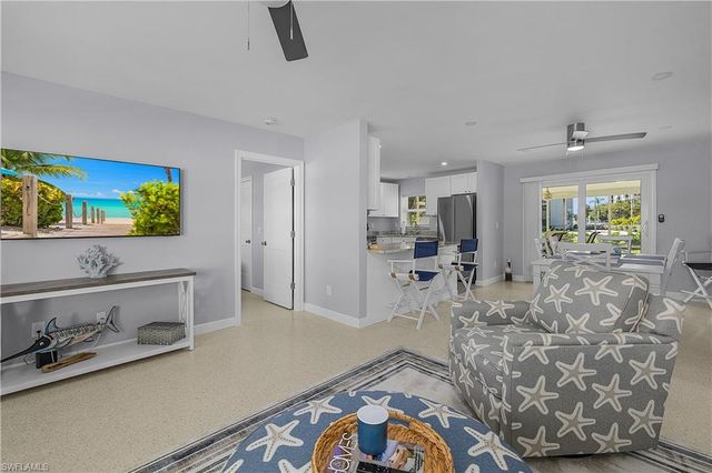 2 Fairview BLVD, Fort Myers Beach, FL 33931