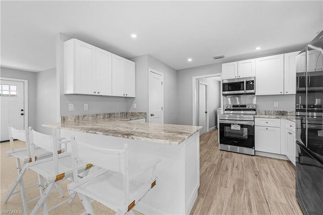 2 Fairview BLVD, Fort Myers Beach, FL 33931