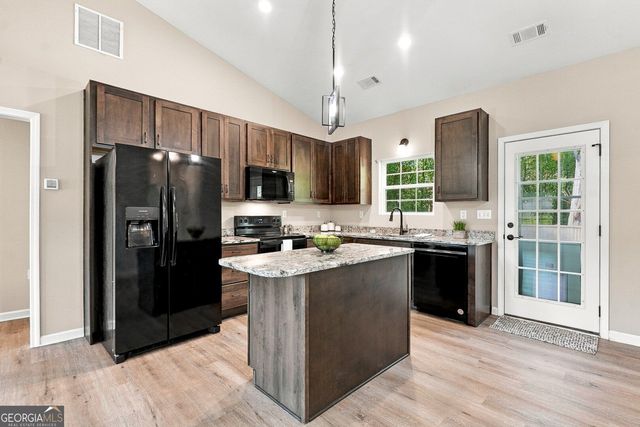 372 Mcgarity Road, Temple, GA 30179