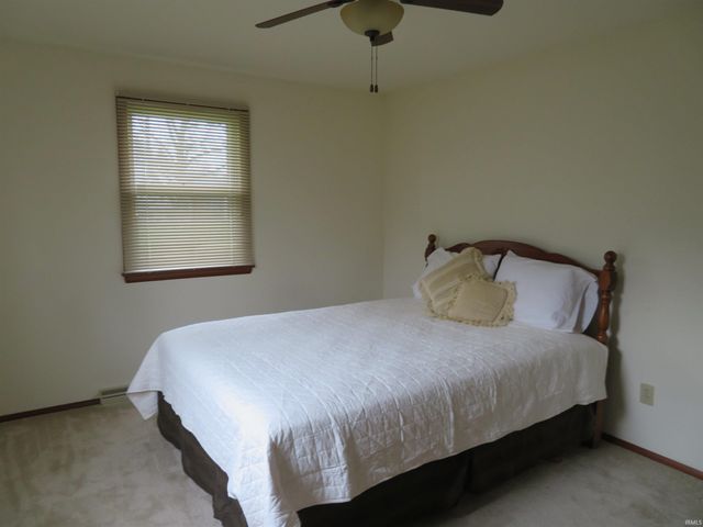 93 Greenway Drive, Goshen, IN 46526