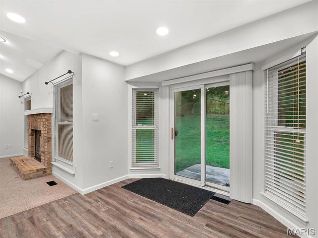 819 Oakmoor Drive, Fenton, MO 63026