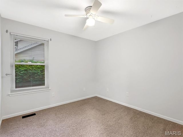 819 Oakmoor Drive, Fenton, MO 63026