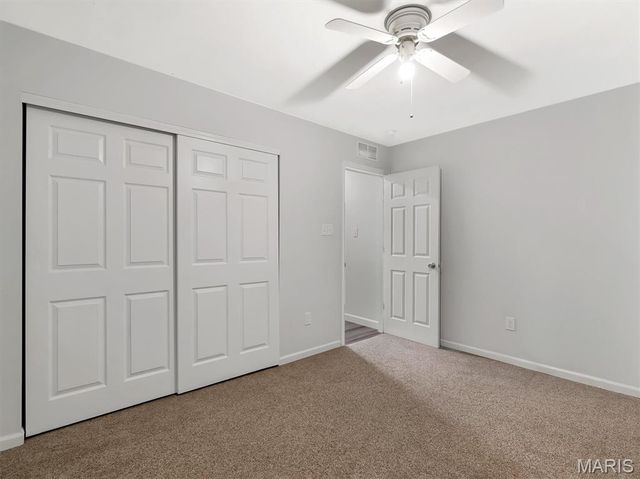 819 Oakmoor Drive, Fenton, MO 63026