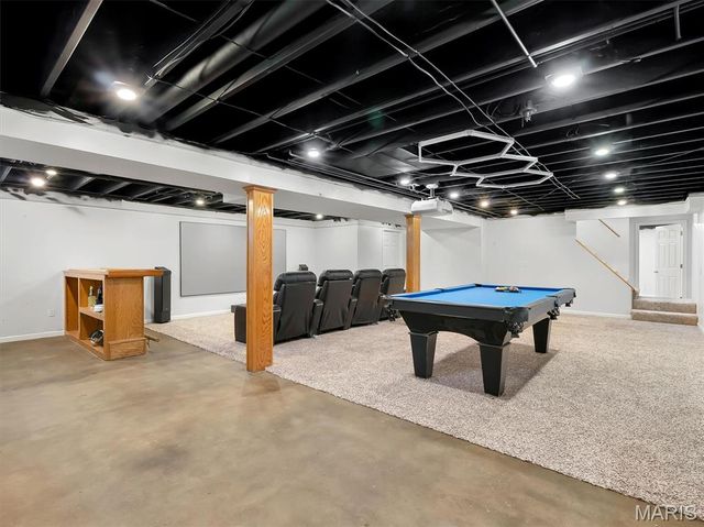819 Oakmoor Drive, Fenton, MO 63026