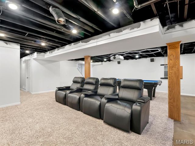 819 Oakmoor Drive, Fenton, MO 63026