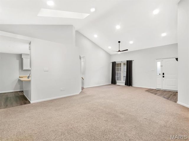 819 Oakmoor Drive, Fenton, MO 63026