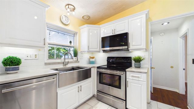 6447 17TH PLACE N, St Petersburg, FL 33710