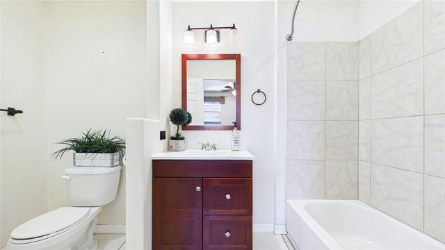 6447 17TH PLACE N, St Petersburg, FL 33710