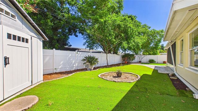 6447 17TH PLACE N, St Petersburg, FL 33710