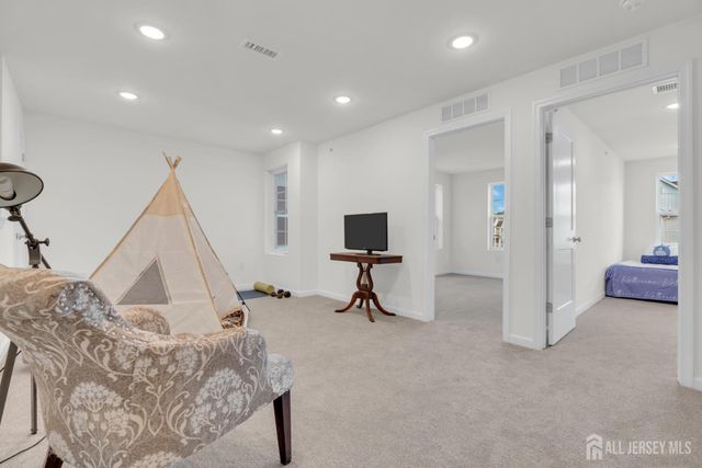 731 Station Road, Dunellen, NJ 08812