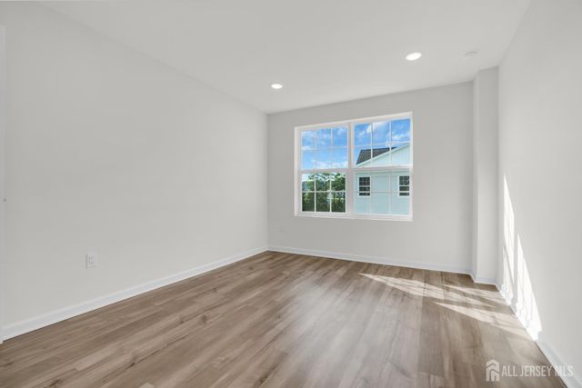 731 Station Road, Dunellen, NJ 08812