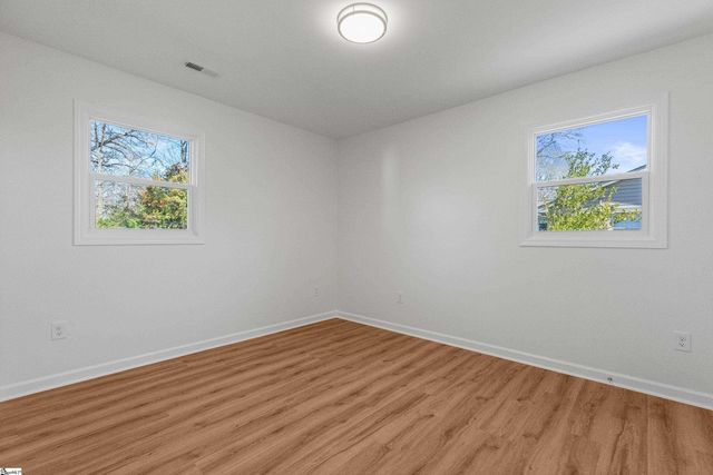 805 E Florida Street, Clinton, SC 29325