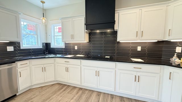 474 Spiderwort Dr, Clarksville, TN 37043