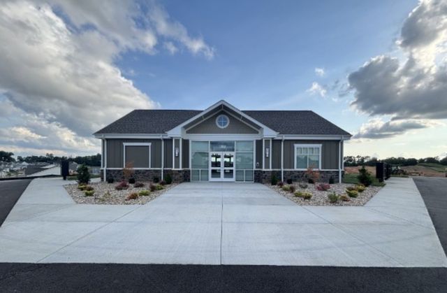 474 Spiderwort Dr, Clarksville, TN 37043