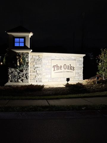 474 Spiderwort Dr, Clarksville, TN 37043