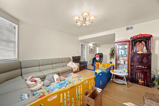 3121 Coolidge Ave, Oakland, CA 94602