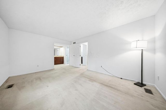 132 Saint Michelle Street, 39B, Columbus, OH 43085