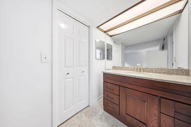 132 Saint Michelle Street, 39B, Columbus, OH 43085