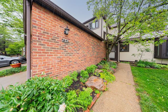 132 Saint Michelle Street, 39B, Columbus, OH 43085