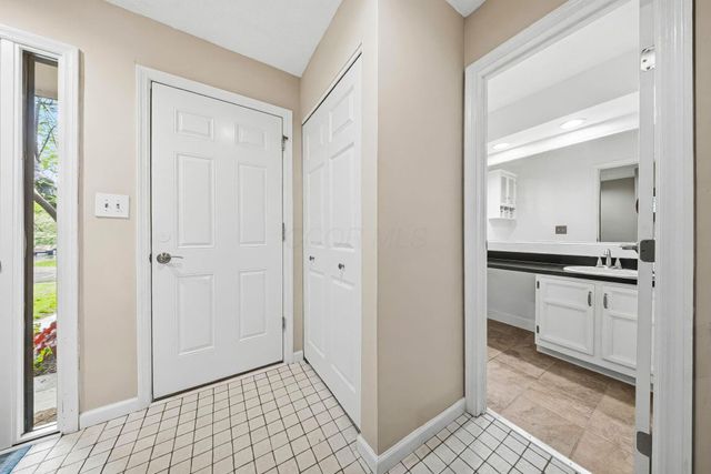 132 Saint Michelle Street, 39B, Columbus, OH 43085