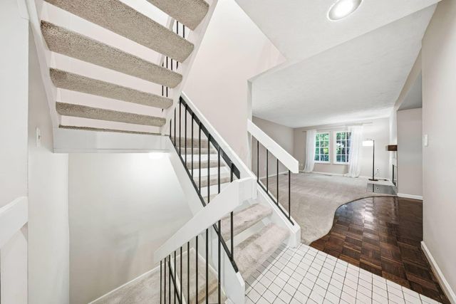 132 Saint Michelle Street, 39B, Columbus, OH 43085