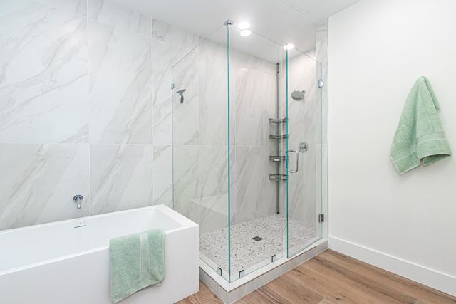 184 Lake Drive 3201, Palm Beach Shores, FL 33404