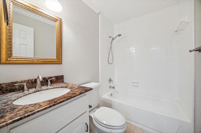 12814 Kingsbridge Lane, Houston, TX 77077