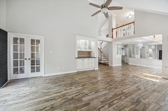 12814 Kingsbridge Lane, Houston, TX 77077