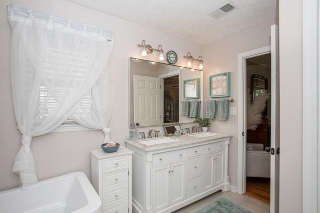 1020 Vero Court, Lexington, KY 40509