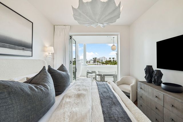 27 Admiralty Row 203, Alys Beach, FL 32461