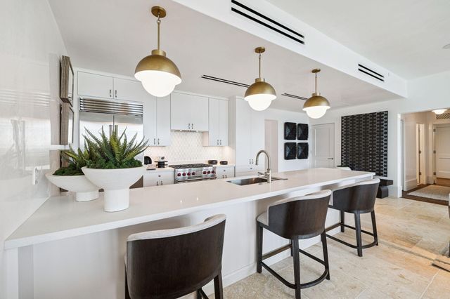 27 Admiralty Row 203, Alys Beach, FL 32461