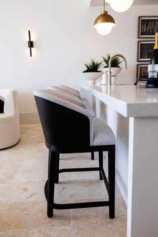 27 Admiralty Row 203, Alys Beach, FL 32461