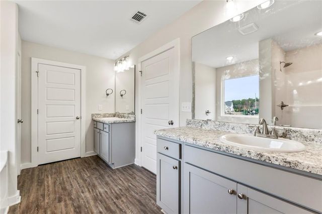 11201 Cornerstone Way, Hampton, GA 30228