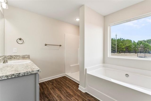 11201 Cornerstone Way, Hampton, GA 30228