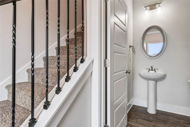 11201 Cornerstone Way, Hampton, GA 30228