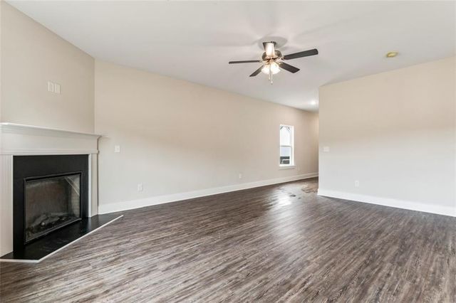 11201 Cornerstone Way, Hampton, GA 30228