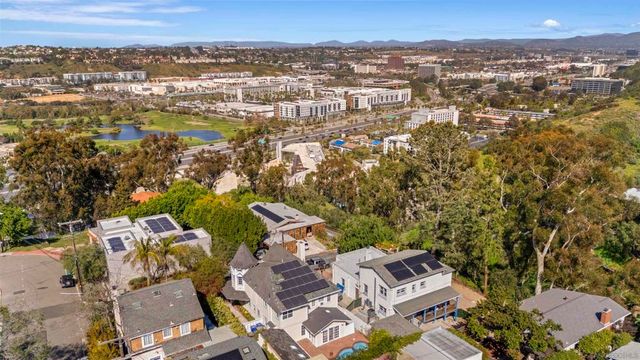 921 Court Way, San Diego, CA 92103