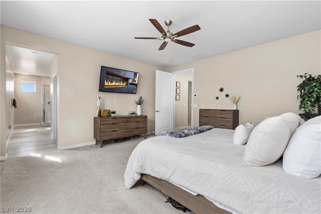 6147 Rock Arch Court, Las Vegas, NV 89141