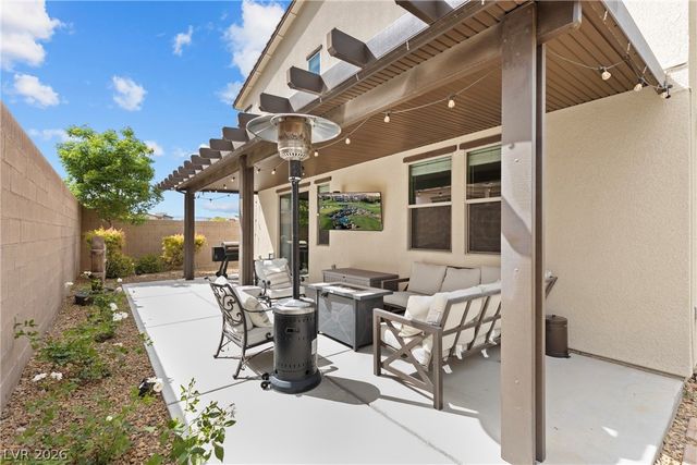 6147 Rock Arch Court, Las Vegas, NV 89141