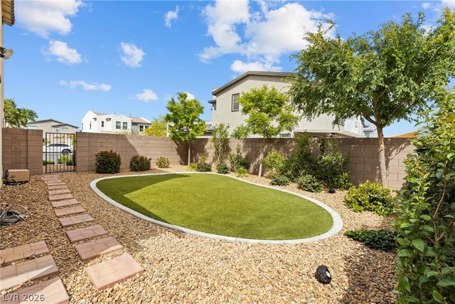 6147 Rock Arch Court, Las Vegas, NV 89141