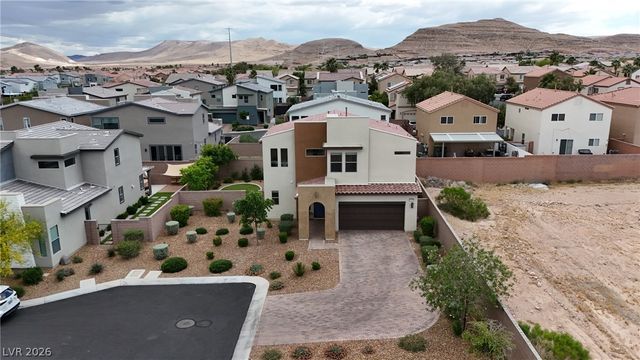 6147 Rock Arch Court, Las Vegas, NV 89141